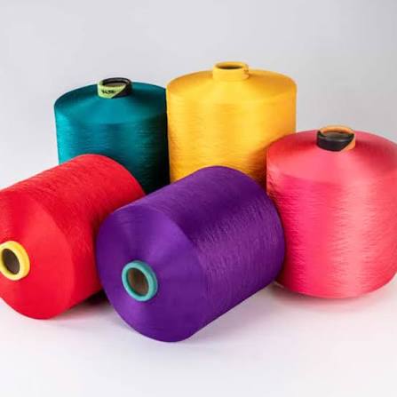 Sản phẩm sợi dài làm từ polyester